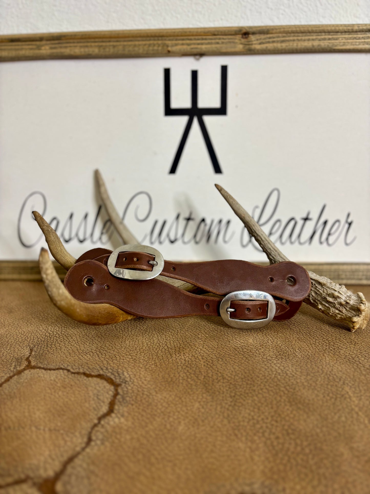 Latigo Spur Leathers