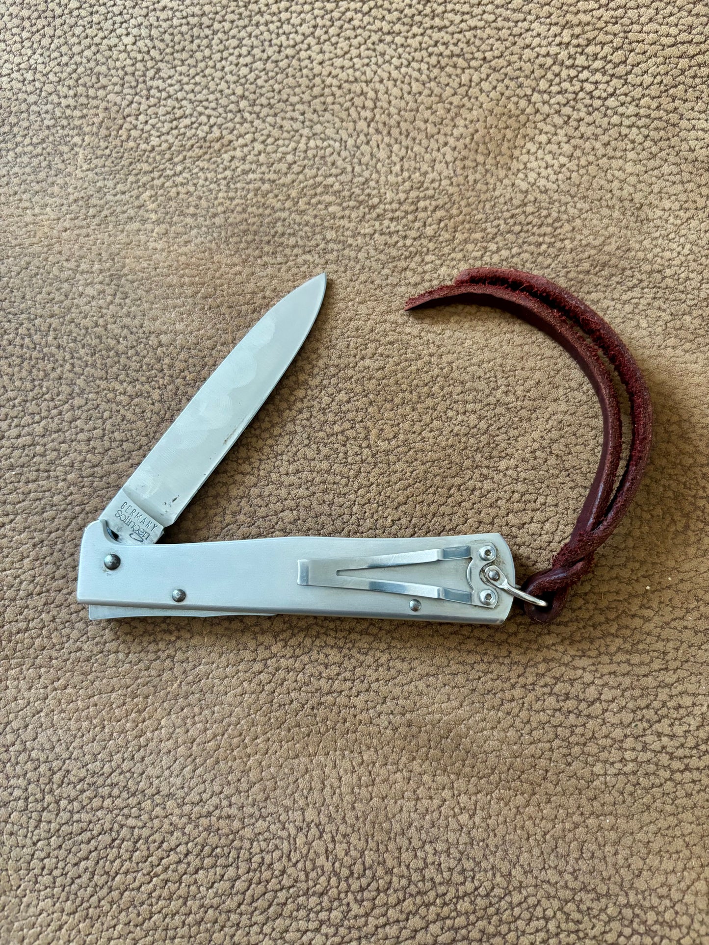 Otter Knife